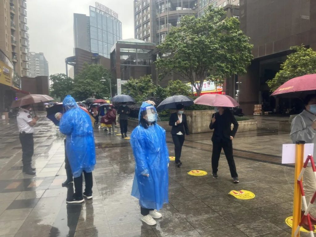 科信戰(zhàn)“疫”系列報道 | 抗“疫”一線黨旗揚，志愿服務顯擔當