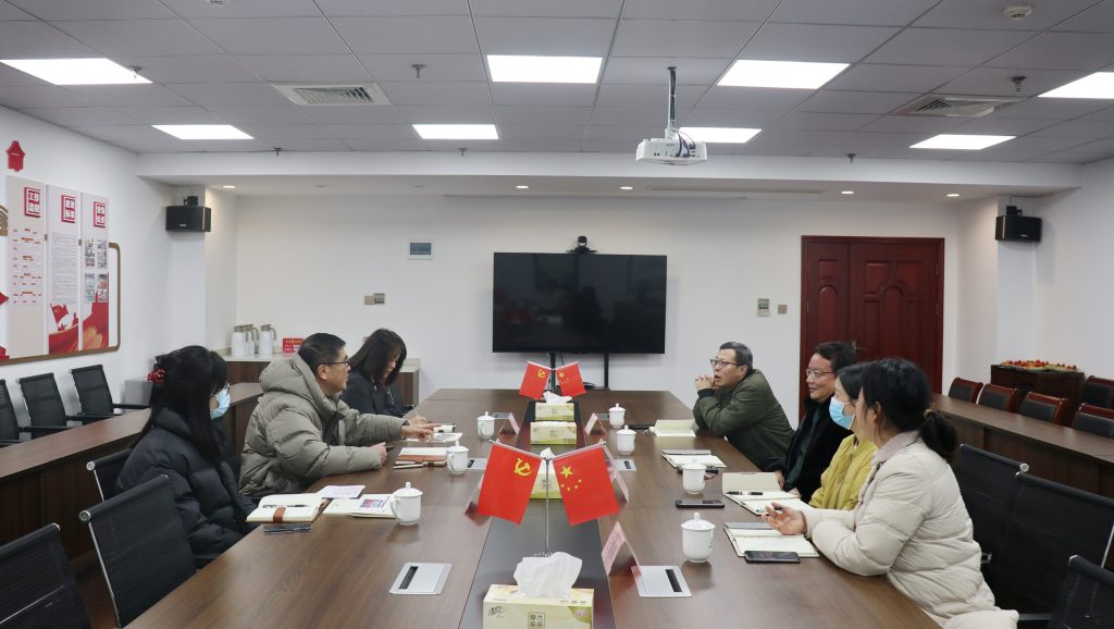 強信心 鼓干勁 開新局 | 寧波國家高新區(qū)建設(shè)局領(lǐng)導(dǎo)、新明街道領(lǐng)導(dǎo)率隊蒞臨我司調(diào)研指導(dǎo)