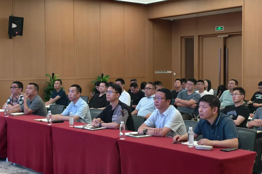 科信聯(lián)合副總經(jīng)理房科紅受邀解析招投標新政 賦能海澤公司合規(guī)管理