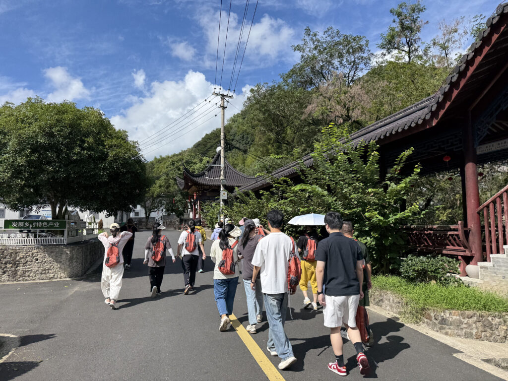 追尋紅色印記，汲取奮進(jìn)力量 —— 科信聯(lián)合黨支部“循跡溯源學(xué)思想促踐行”主題黨日活動圓滿舉行